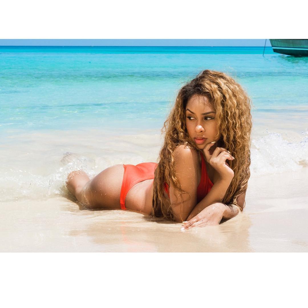 sade mings beach photo shoot